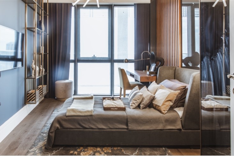 Hilton high residence