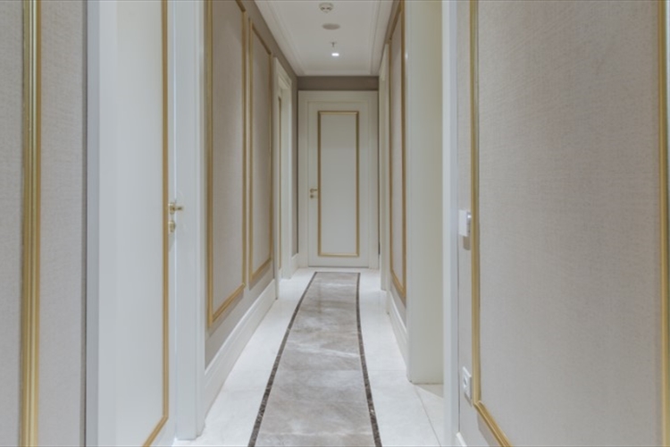 Hilton high residence