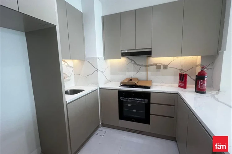 Apartment for rent in The Roof Residence