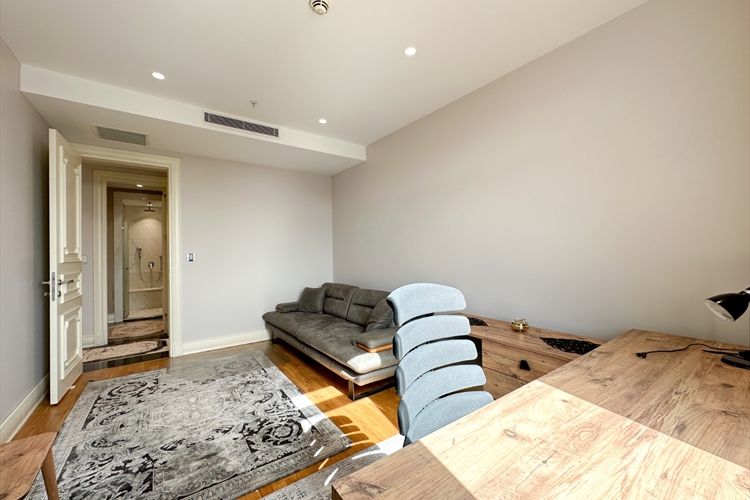 4+1 Apartment for Sale in Bahçeşehir Park project