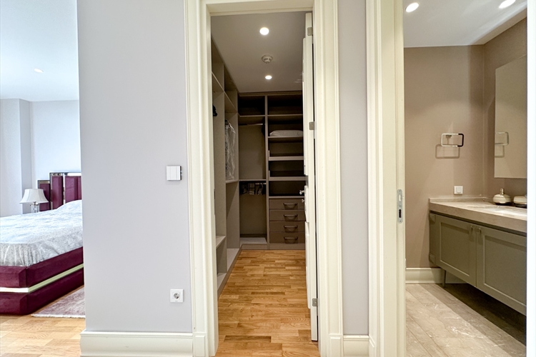 4+1 Apartment for Sale in Bahçeşehir Park project